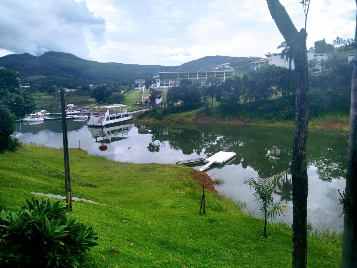 Chacara Gazotti Beira Lago Capitolio Bagian luar foto
