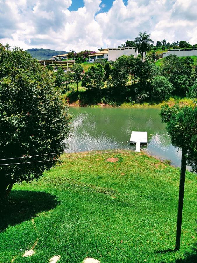 Chacara Gazotti Beira Lago Capitolio Bagian luar foto